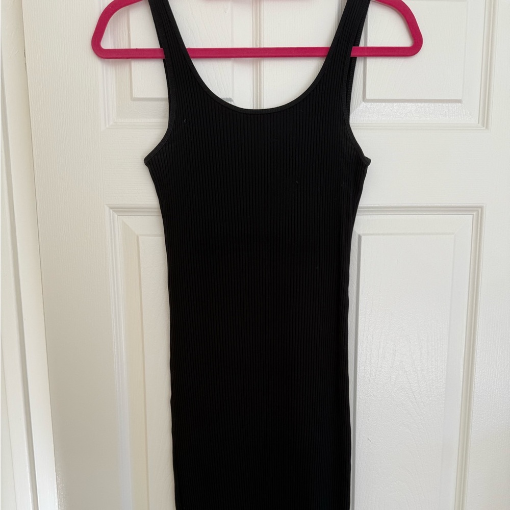 wilfred free aritzia black midi dress. Ribbed, very stretchy and comfortable.